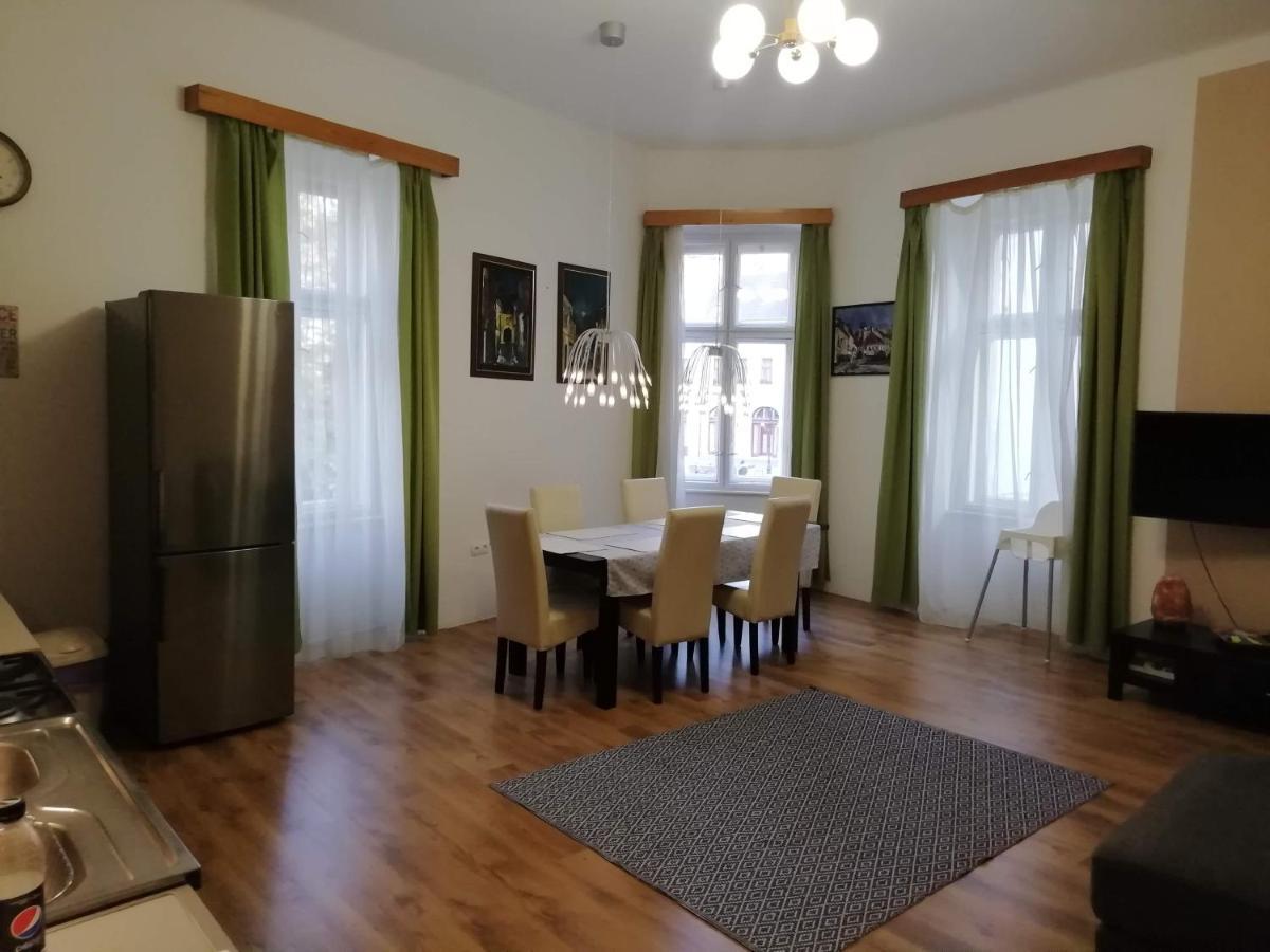 Anna Apartman إغير المظهر الخارجي الصورة